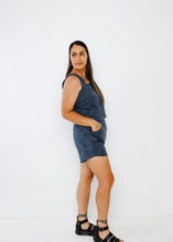 Load image into Gallery viewer, Reretahi Shorts