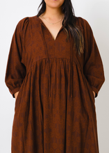 Load image into Gallery viewer, Mangopare Linen Dress