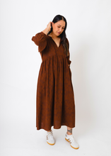 Load image into Gallery viewer, Mangopare Linen Dress