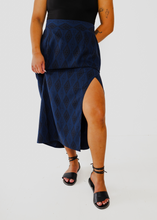 Load image into Gallery viewer, Purapura Whetu Skirt