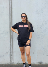 Load image into Gallery viewer, Unisex Mana Māori T-shirt Black
